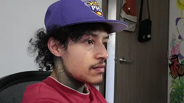 trieone online show from April 3, 11:41 am