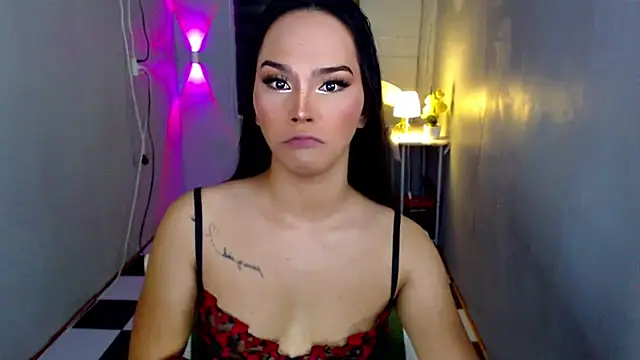 urnaughtydolly69 online show from April 26, 12:03 pm