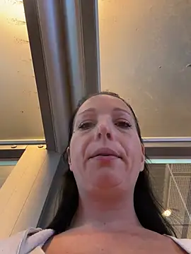 Viola Beck online show from February 19, 7:17 am