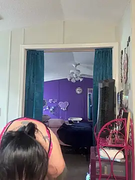 Snapshot of lolabunny9 chatting on March 7, 1:29 pm lolabunny9 online show from March 7, 1:29 pm