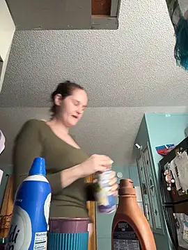 Snapshot of lolabunny9 chatting on March 14, 3:06 pm lolabunny9 online show from March 14, 3:06 pm