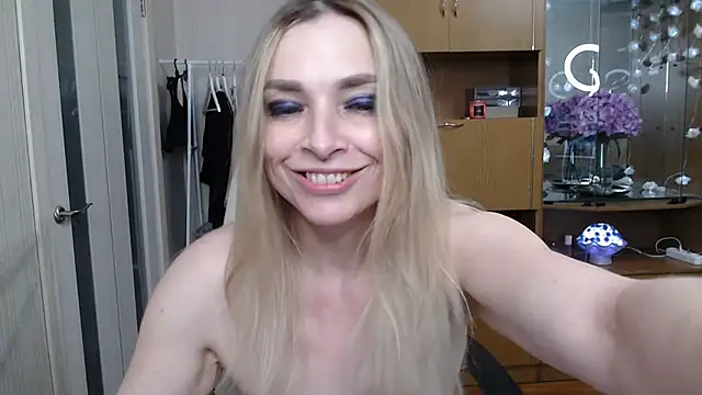 Mika Passion online show from January 29, 3:04 pm