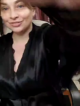 Snapshot of Mika_Passion chatting on June 14, 7:21 am Mika Passion online show from June 14, 7:21 am