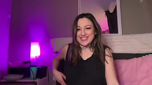 CrazyKittenMeow online show from February 25, 7:09 am