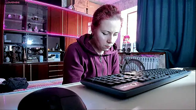 pa1e pr1ncess online show from February 21, 11:33 am