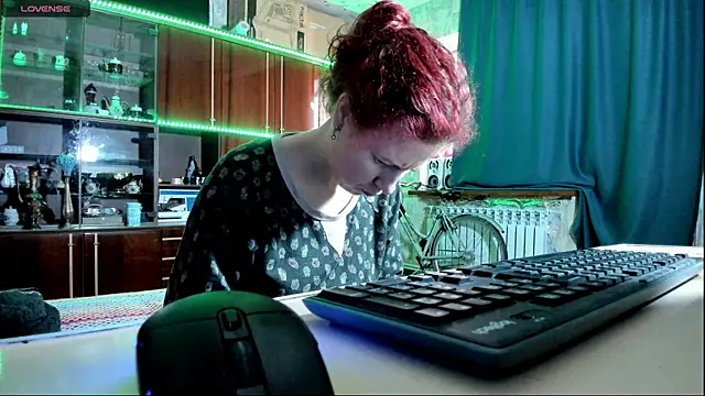 pa1e pr1ncess online show from March 4, 6:37 am