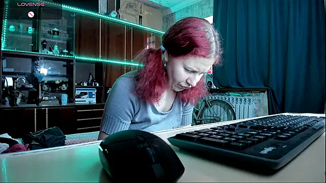 pa1e pr1ncess online show from March 6, 7:25 am