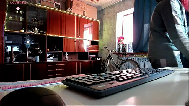 pa1e pr1ncess online show from March 17, 12:57 pm