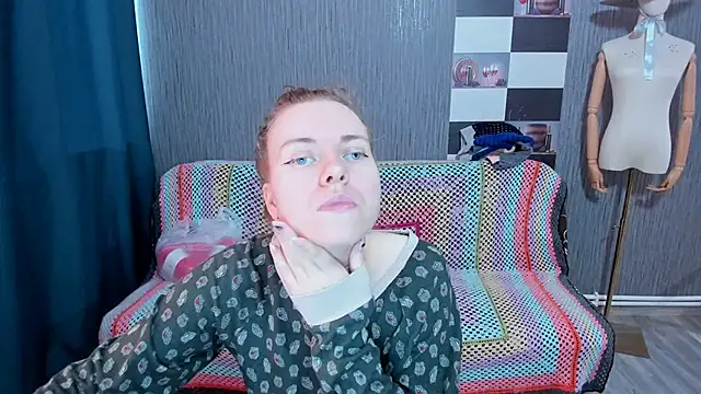 pa1e pr1ncess online show from November 2, 7:33 am