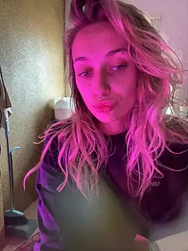 MonicaMilz online show from January 3, 8:10 am