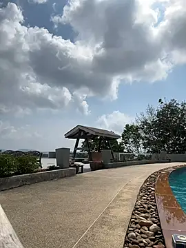 MonicaMilz online show from February 2, 7:41 am