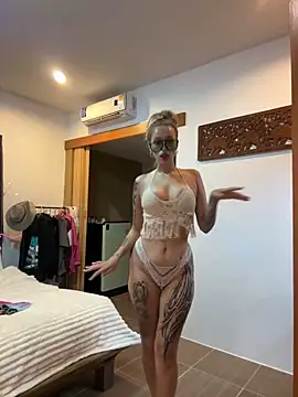 MonicaMilz online show from February 4, 12:33 pm