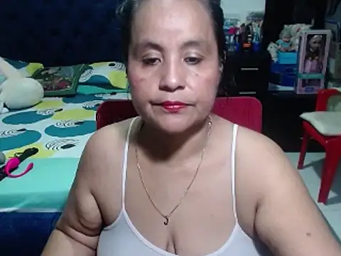 Snapshot of pervert_mommy_ chatting on December 30, 10:10 am pervert mommy  online show from December 30, 10:10 am