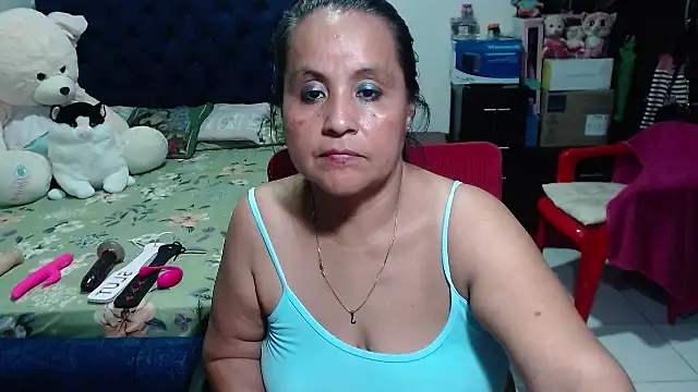 Snapshot of pervert_mommy_ chatting on March 13, 2:23 pm pervert mommy  online show from March 13, 2:23 pm