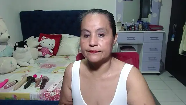 Snapshot of pervert_mommy_ chatting on September 26, 10:41 am pervert mommy  online show from September 26, 10:41 am