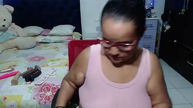 pervert mommy  online show from February 5, 10:09 am