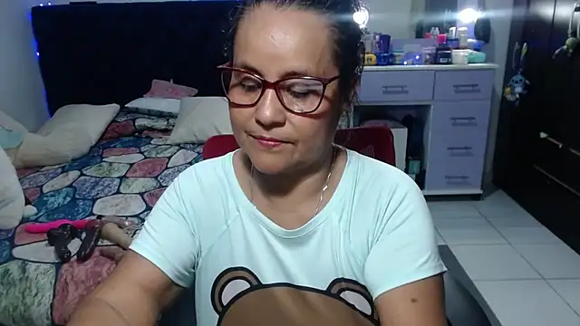 pervert mommy  online show from May 9, 10:09 am