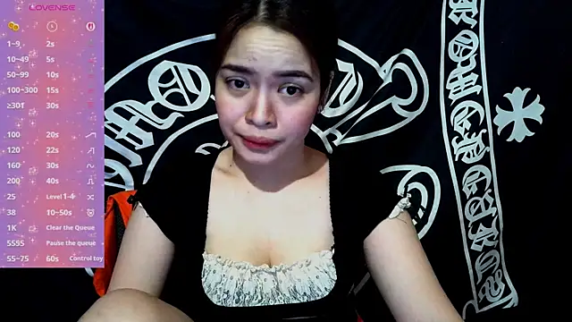  preciousmoira  online show from June 17, 12:57 am