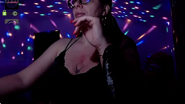 SonyaDevon online show from January 11, 6:03 am