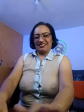 Snapshot of scarlet_wet chatting on March 14, 2:42 am scarlet wet online show from March 14, 2:42 am