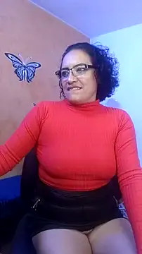 Snapshot of scarlet_wet chatting on March 23, 4:49 am scarlet wet online show from March 23, 4:49 am