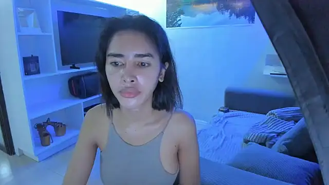 Snapshot of The_One_Only_For_You chatting on November 7, 8:58 am The One Only For You online show from November 7, 8:58 am