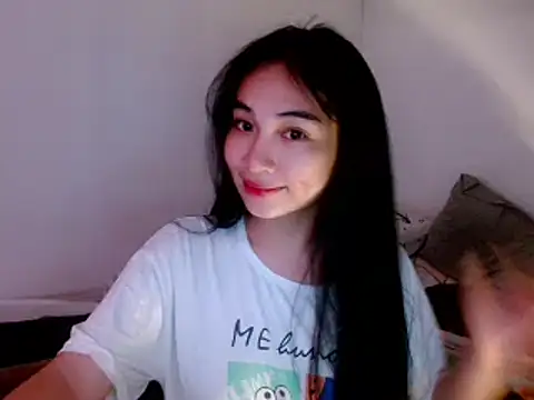 SweetLilly 18 online show from March 11, 12:50 pm