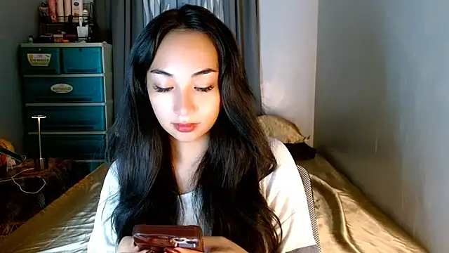 SweetLilly 18 online show from February 21, 12:55 am