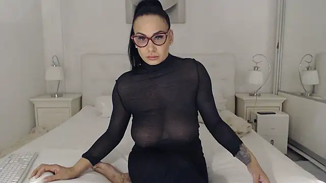 alisonya1 online show from February 21, 5:02 am