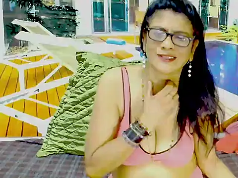 IndianAllure online show from January 29, 6:43 am