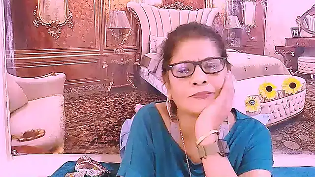 IndianAllure online show from June 3, 5:54 am