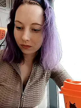 Frost foxy online show from February 12, 9:42 am