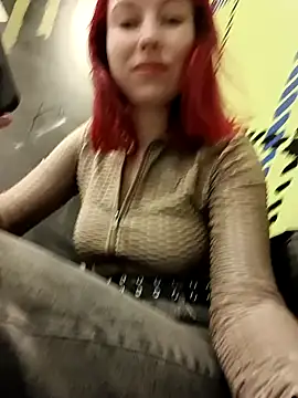 Frost foxy online show from March 4, 5:32 am