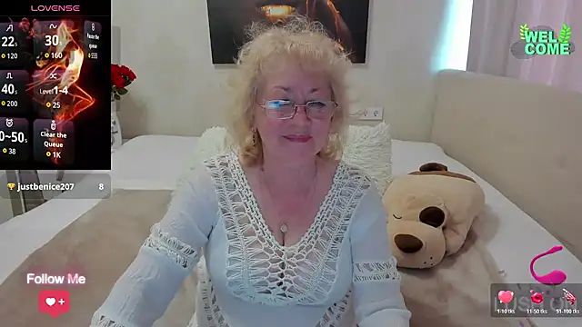 Snapshot of laylaroma chatting on July 13, 2:09 pm laylaroma online show from July 13, 2:09 pm