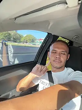 EllisZlatan online show from March 1, 9:22 am