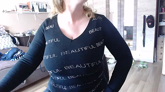 Elza01 online show from April 8, 1:11 pm