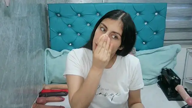 MAARYMOON online show from March 19, 11:28 am