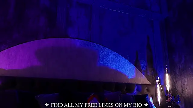 Charlotte Germanotta  online show from February 28, 6:53 pm