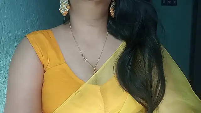 Snapshot of YourModhu chatting on April 19, 5:56 pm YourModhu online show from April 19, 5:56 pm