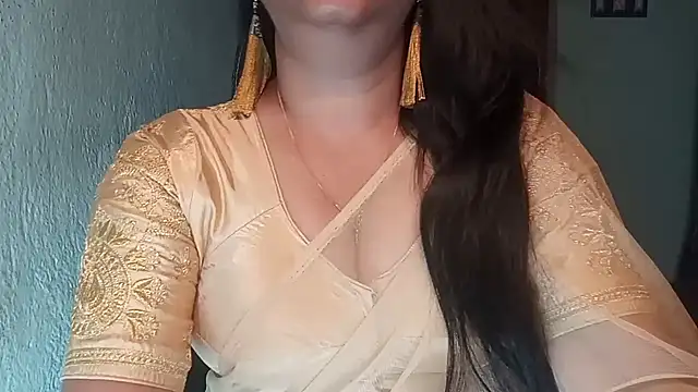 Snapshot of YourModhu chatting on April 20, 5:59 pm YourModhu online show from April 20, 5:59 pm