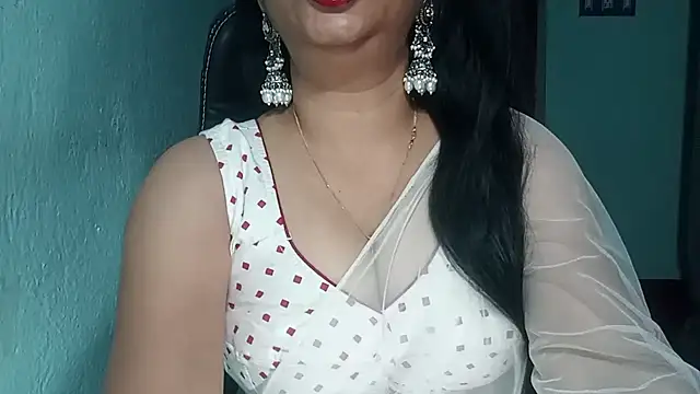 Snapshot of YourModhu chatting on May 13, 5:54 pm YourModhu online show from May 13, 5:54 pm