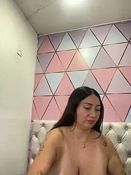 Snapshot of juliana_diaz chatting on September 16, 11:22 am juliana diaz online show from September 16, 11:22 am