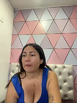Snapshot of juliana_diaz chatting on September 19, 11:22 am juliana diaz online show from September 19, 11:22 am