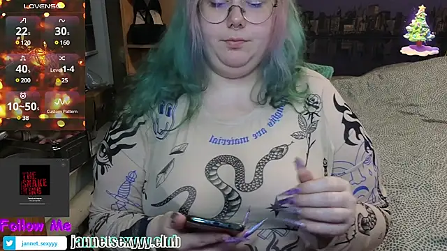 JannetPie online show from December 27, 4:32 pm