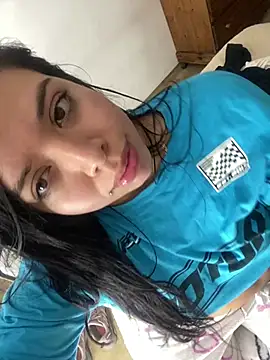 Snapshot of DulceAngelica chatting on July 28, 8:43 am DulceAngelica online show from July 28, 8:43 am