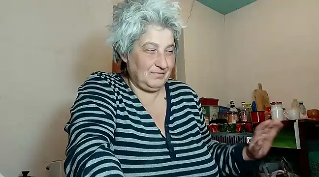 Snapshot of ExquisiteMature chatting on January 25, 6:01 am ExquisiteMature online show from January 25, 6:01 am