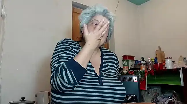 Snapshot of ExquisiteMature chatting on January 25, 6:13 pm ExquisiteMature online show from January 25, 6:13 pm