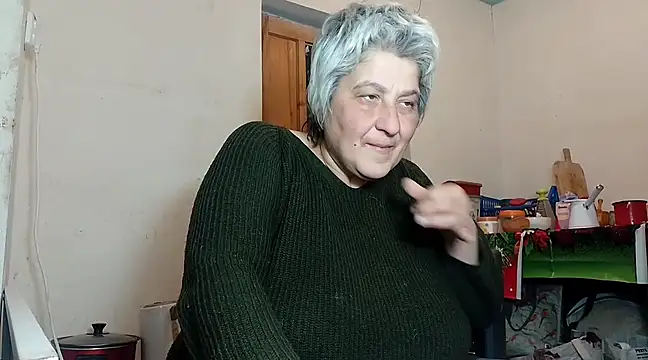 Snapshot of ExquisiteMature chatting on February 9, 8:24 pm ExquisiteMature online show from February 9, 8:24 pm