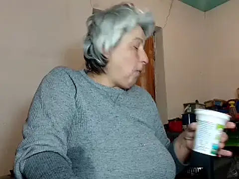 Snapshot of ExquisiteMature chatting on February 15, 3:28 pm ExquisiteMature online show from February 15, 3:28 pm