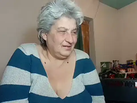 Snapshot of ExquisiteMature chatting on February 22, 8:07 am ExquisiteMature online show from February 22, 8:07 am